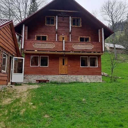 Крайня Хата Hotel Felsőszinevér Kültér fotó