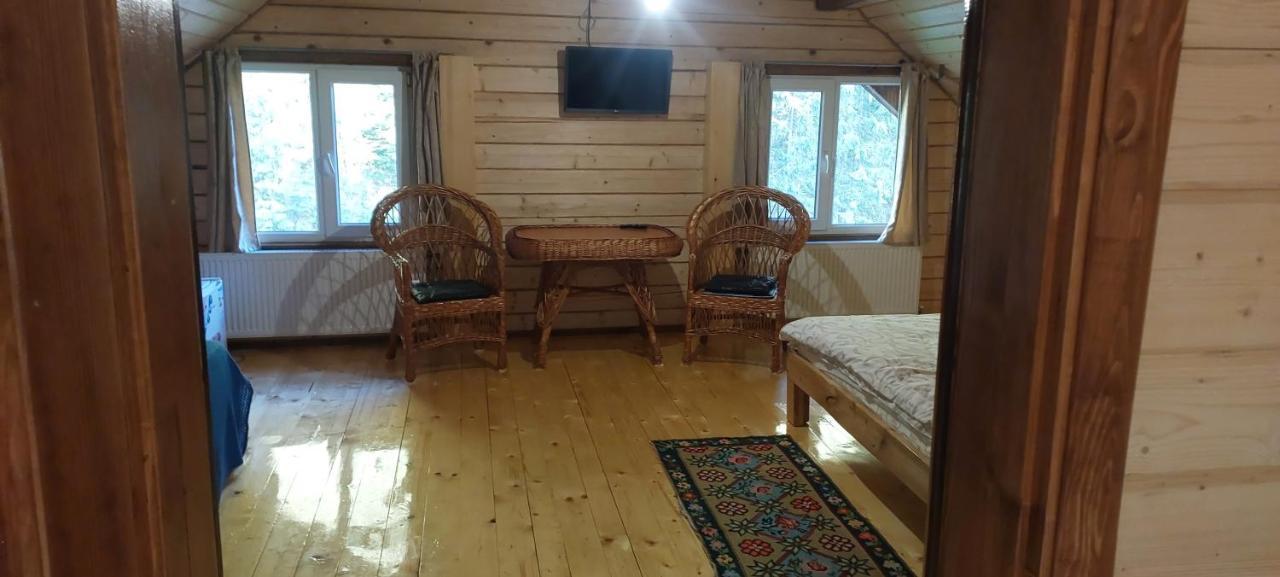 Крайня Хата Hotel Felsőszinevér Kültér fotó